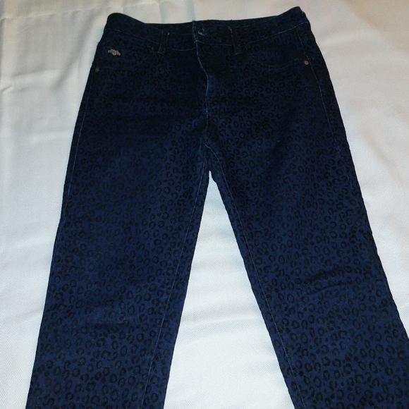 ARMANI EXCHANGE Jeans ๐ Pants, Two T-shirts Animal Print Leopard ๐ Print - Picture 2 of 12